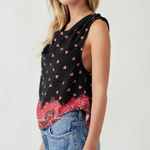 Free People NWT Silas Cowl neck Top in black size Small - Picture 3 of 6